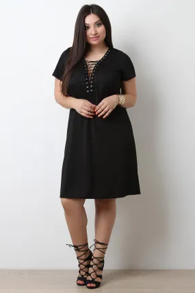 Grommet Lace-Up Short Sleeves Shift Dress
