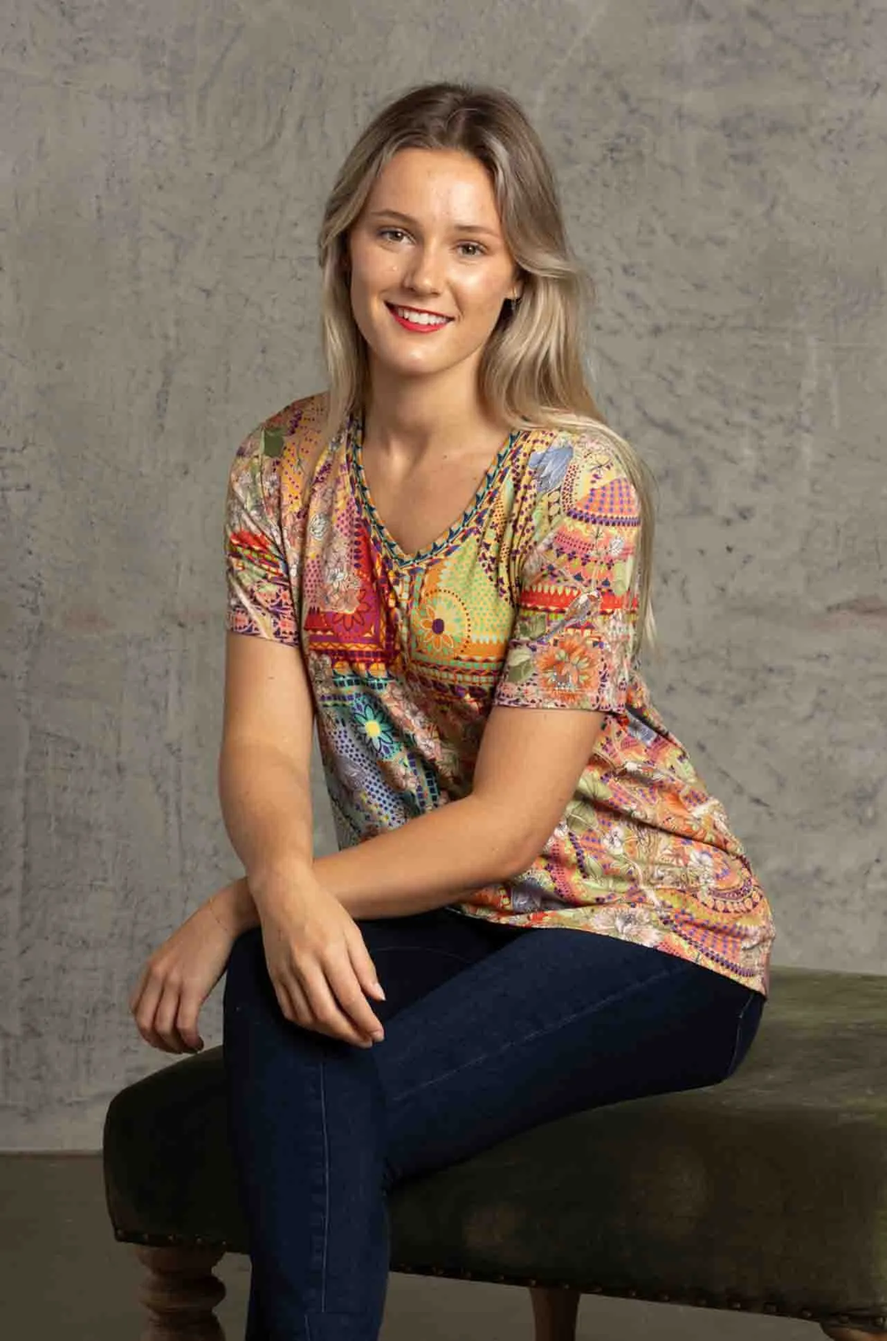 Johnny Was - The Janie Favorite Short Sleeve V-Neck Tee in Mosaic
