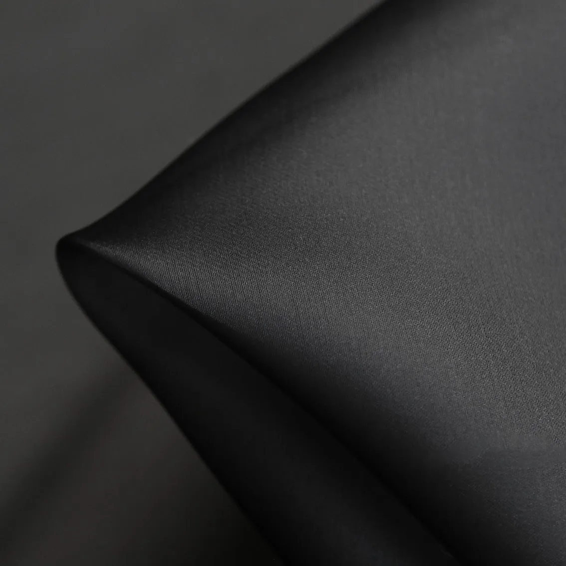 Nero Organza