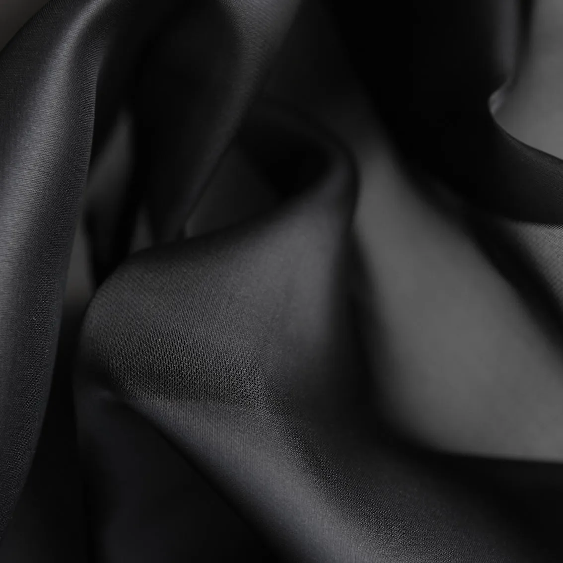 Nero Organza