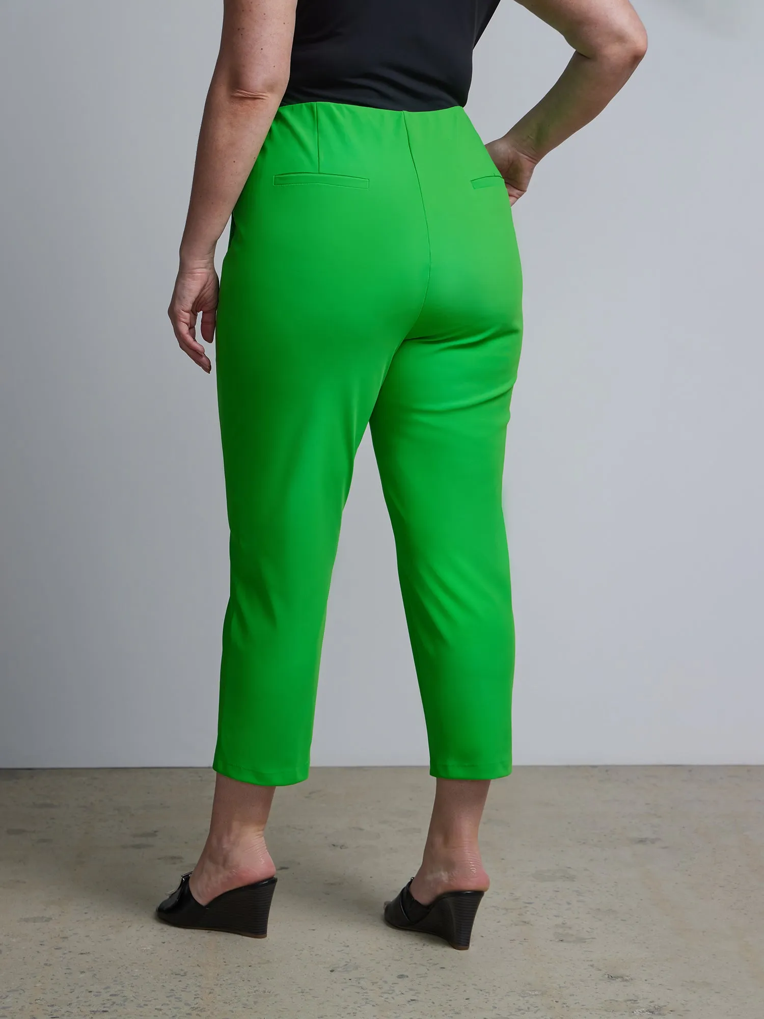 Plus High Rise Cropped Pants